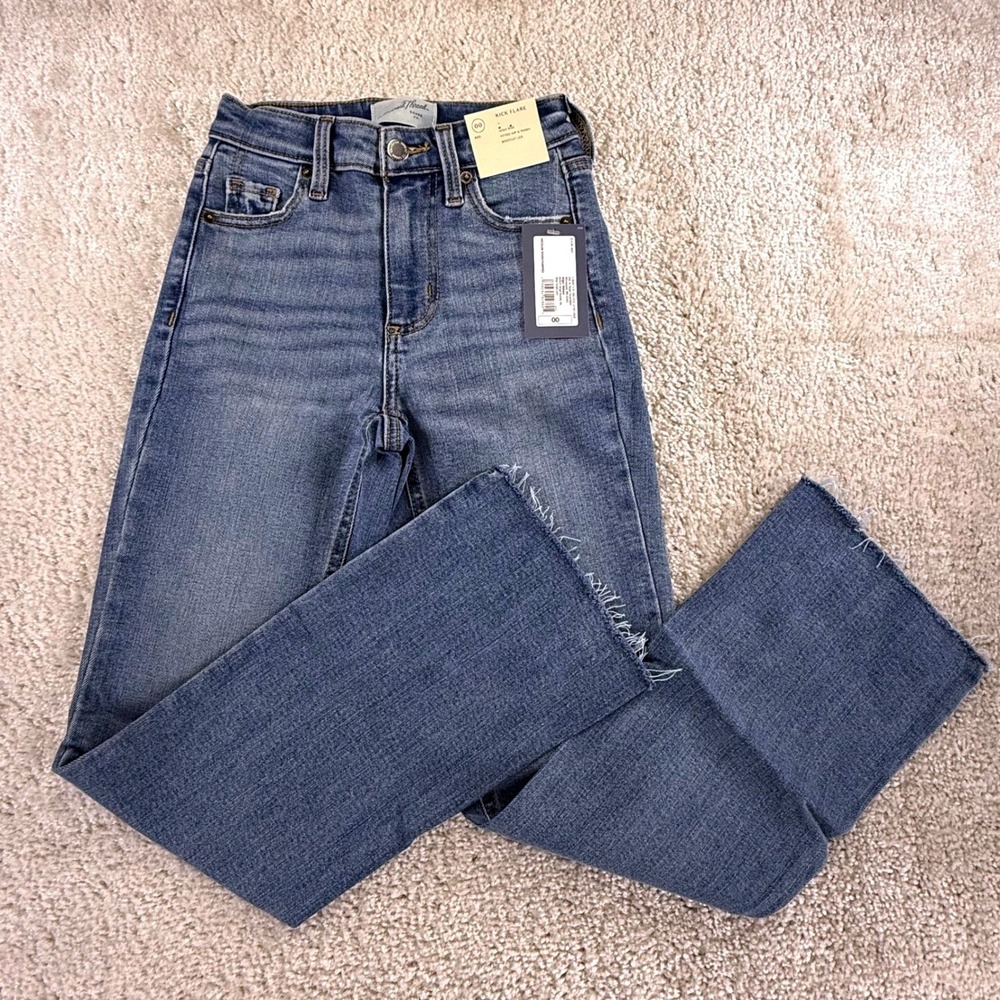 Universal Thread High Rise Kick Flare Jeans Medium Wash Raw Hem Size 00 NWT